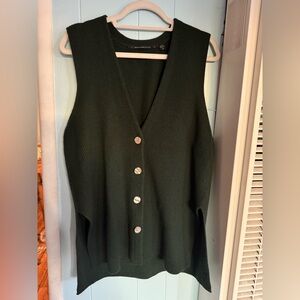 100% wool olive Green Sleeveless Cardigan